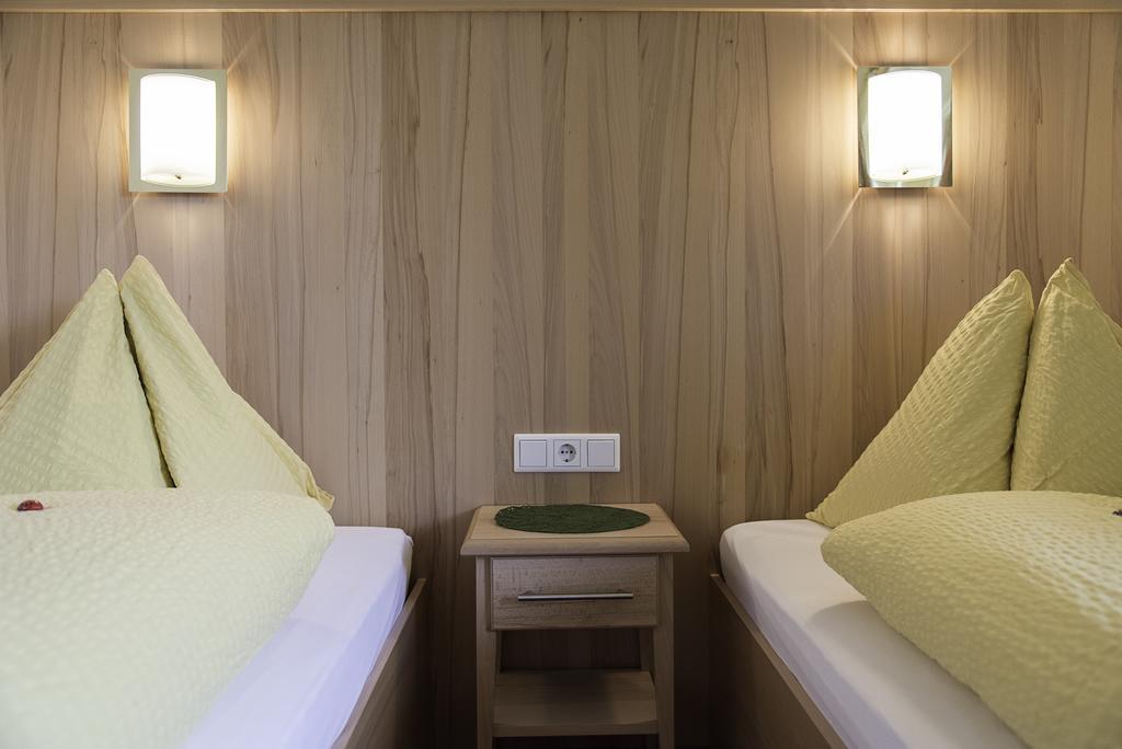 Gasthof Brentwirt Pension Leogang Kamer foto