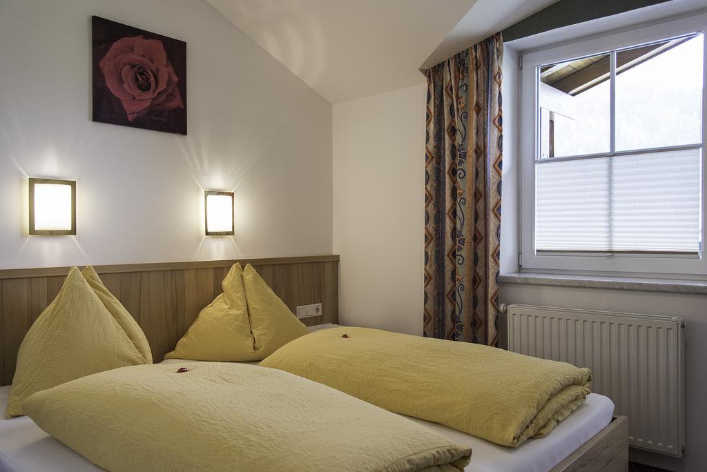 Gasthof Brentwirt Pension Leogang Kamer foto